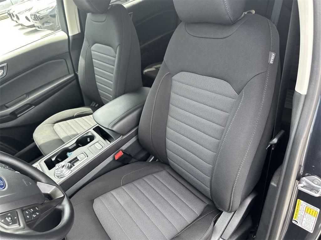 used 2024 Ford Edge car, priced at $33,263