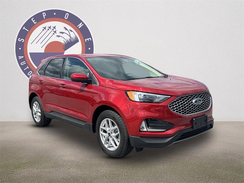 used 2024 Ford Edge car, priced at $31,861