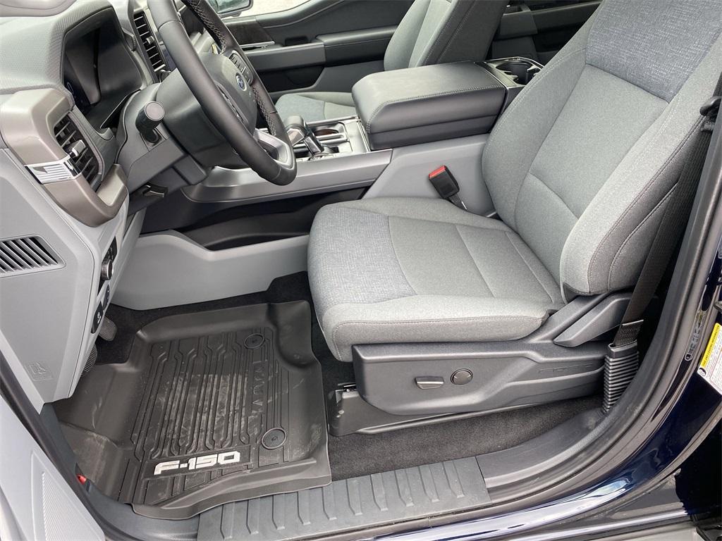 new 2025 Ford F-150 Lightning car, priced at $64,220