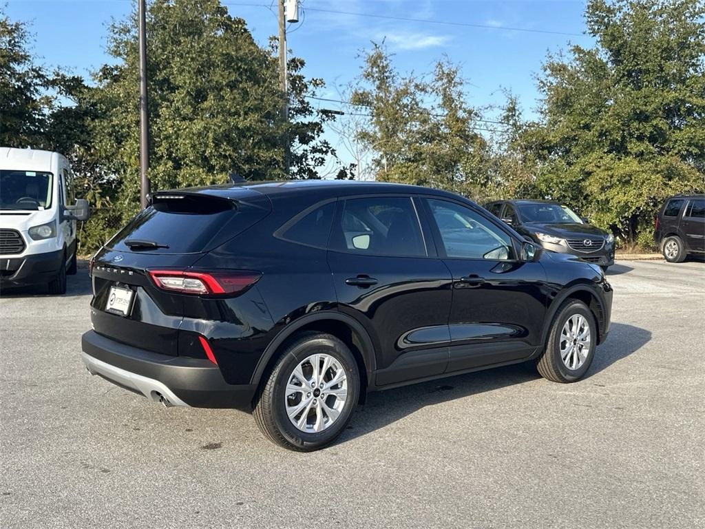 new 2025 Ford Escape car, priced at $27,645