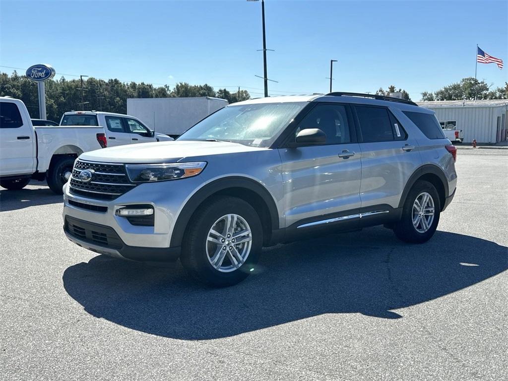 new 2024 Ford Explorer car, priced at $37,406