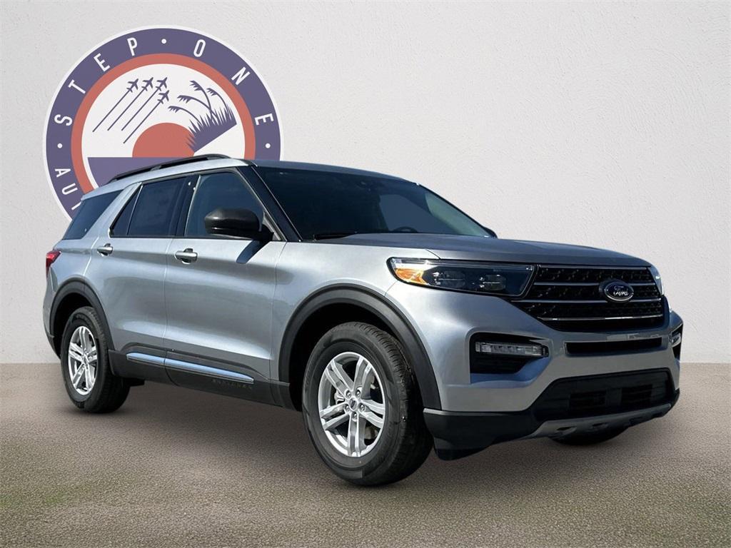 new 2024 Ford Explorer car, priced at $37,406