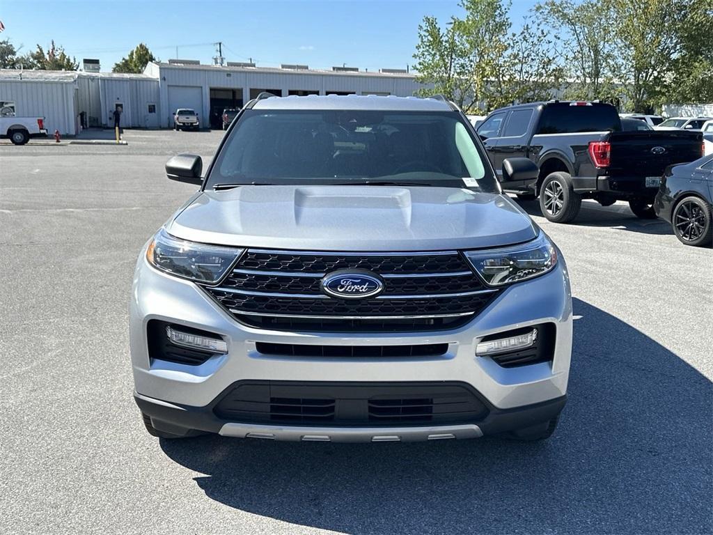 new 2024 Ford Explorer car, priced at $37,406