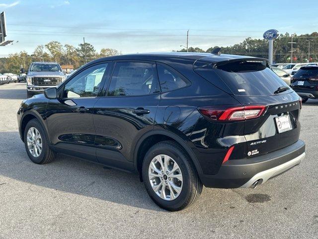 new 2025 Ford Escape car, priced at $33,015