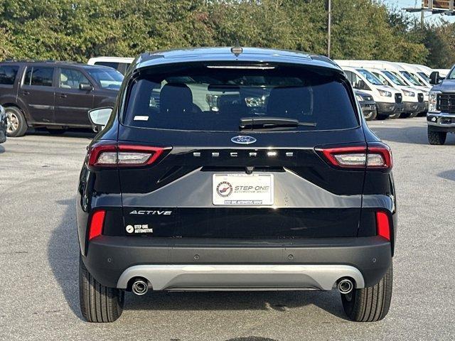 new 2025 Ford Escape car, priced at $33,015