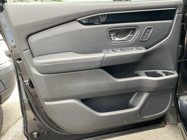 used 2023 Honda Pilot car, priced at $43,861