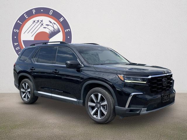 used 2023 Honda Pilot car, priced at $43,861