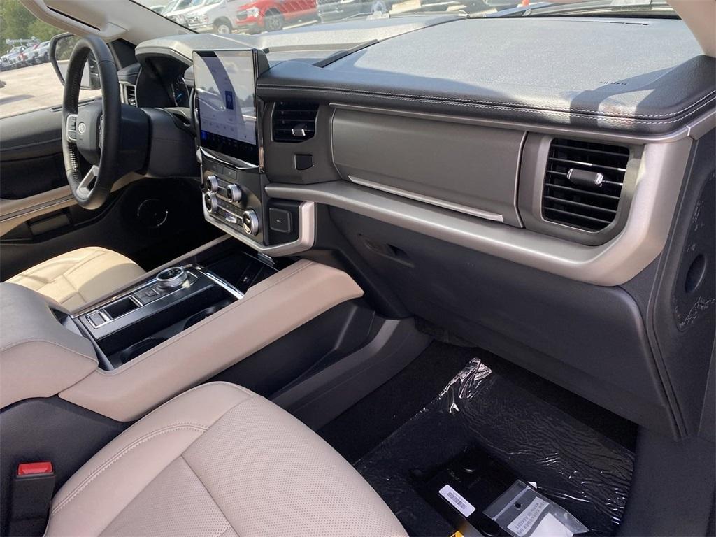 new 2024 Ford Expedition Max car, priced at $59,911