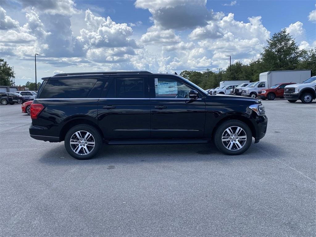 new 2024 Ford Expedition Max car, priced at $59,911