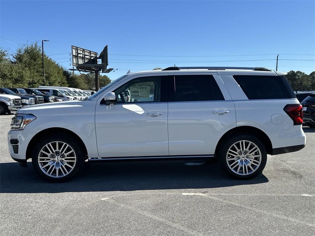 new 2024 Ford Expedition car, priced at $67,622