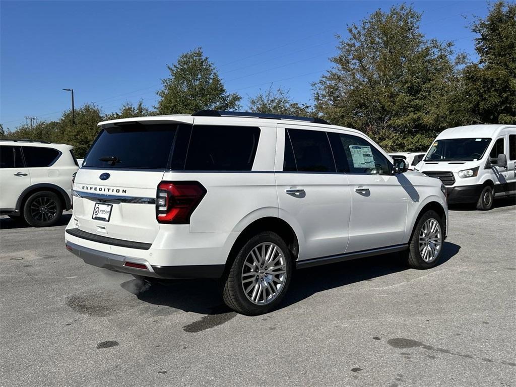 new 2024 Ford Expedition car, priced at $67,622