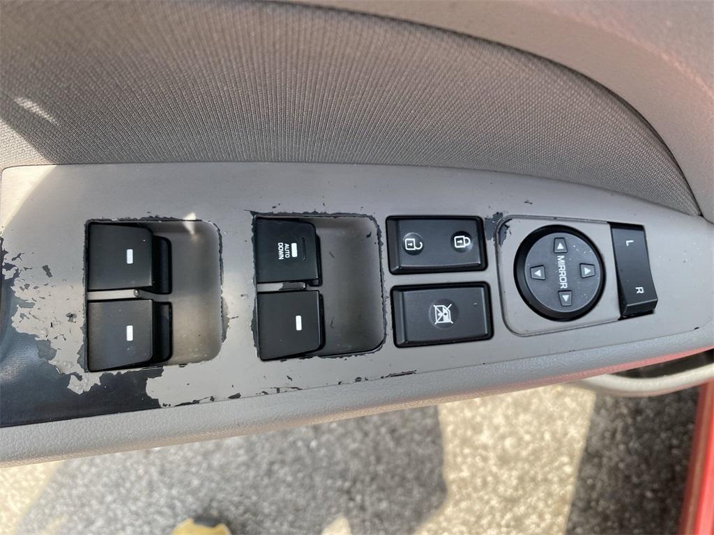 used 2020 Hyundai Elantra car, priced at $15,761