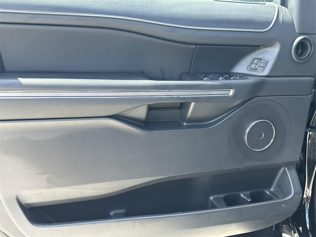 new 2024 Ford Expedition car, priced at $57,829
