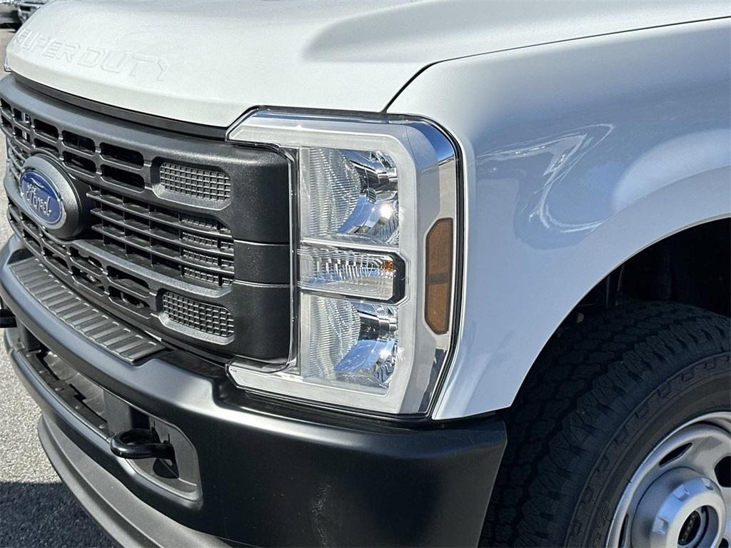 new 2024 Ford F-350 car, priced at $62,762