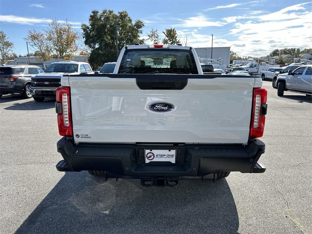 new 2024 Ford F-350 car, priced at $62,762