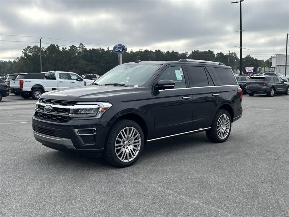 new 2024 Ford Expedition car, priced at $68,156