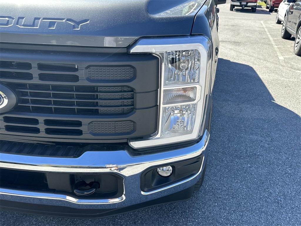 new 2025 Ford F-250 car, priced at $60,835