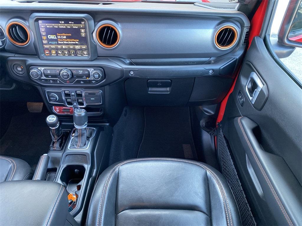 used 2022 Jeep Gladiator car, priced at $39,063