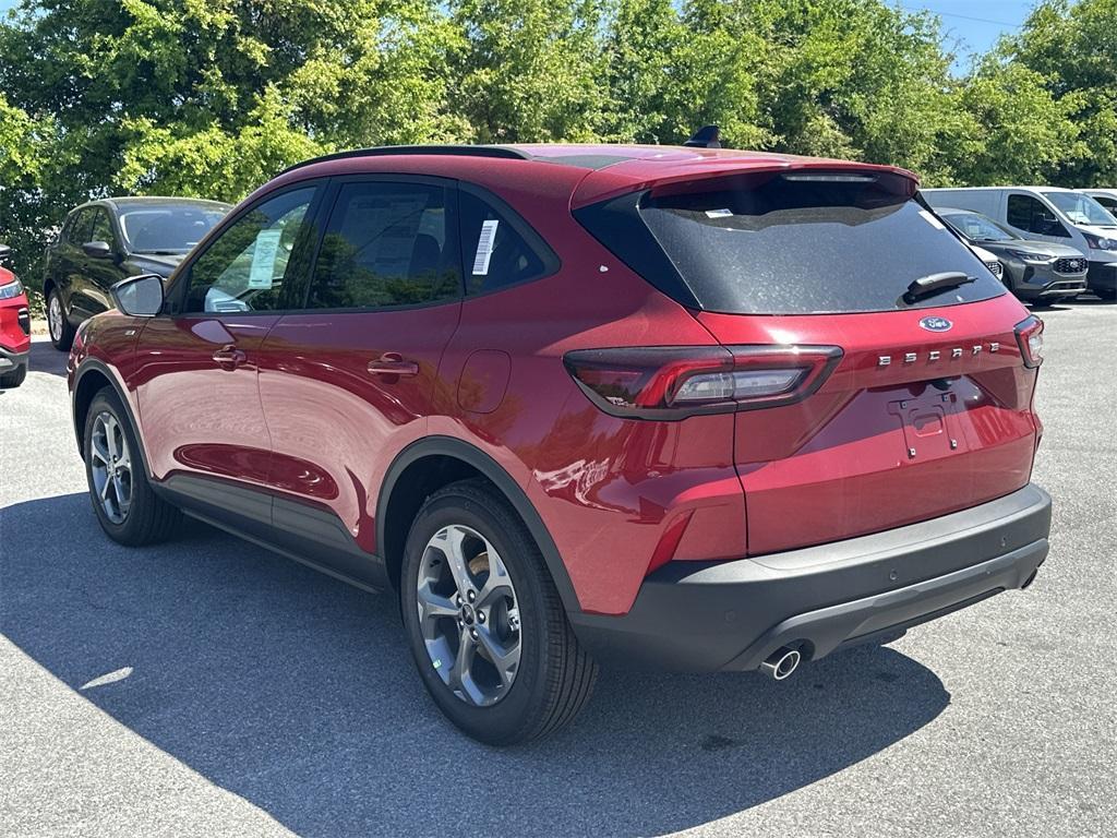 new 2025 Ford Escape car, priced at $32,001
