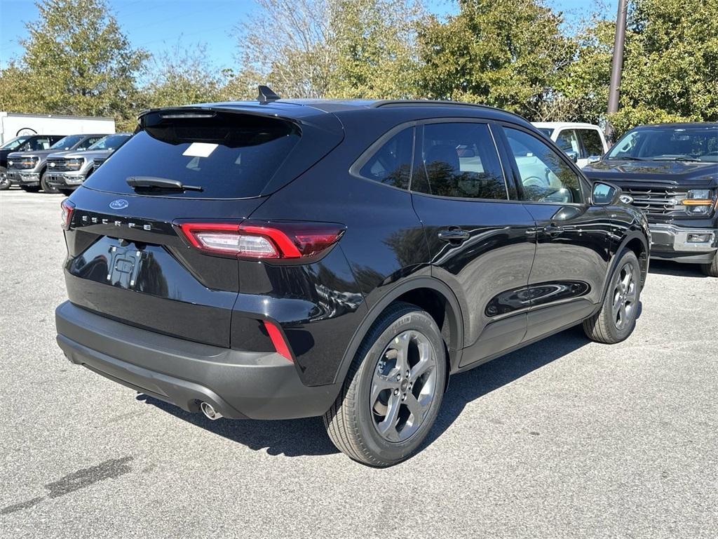 new 2025 Ford Escape car, priced at $28,640