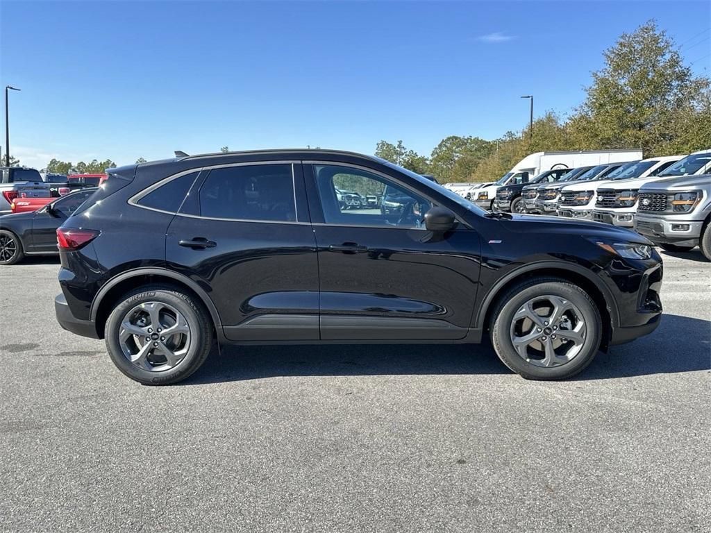 new 2025 Ford Escape car, priced at $28,640