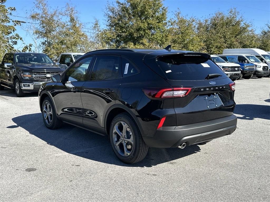 new 2025 Ford Escape car, priced at $28,640