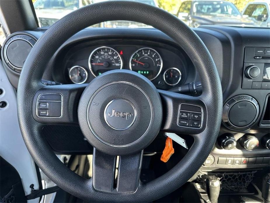 used 2015 Jeep Wrangler Unlimited car, priced at $19,960