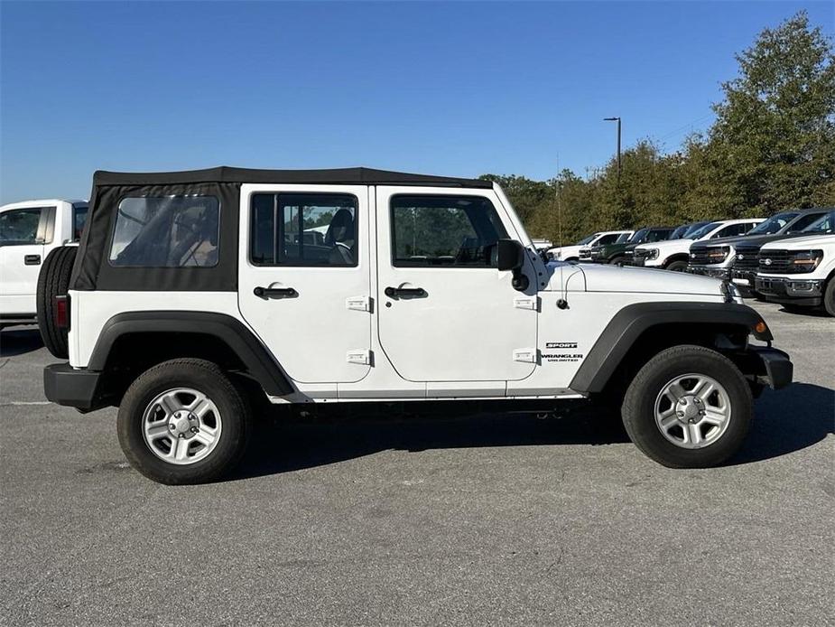 used 2015 Jeep Wrangler Unlimited car, priced at $19,960