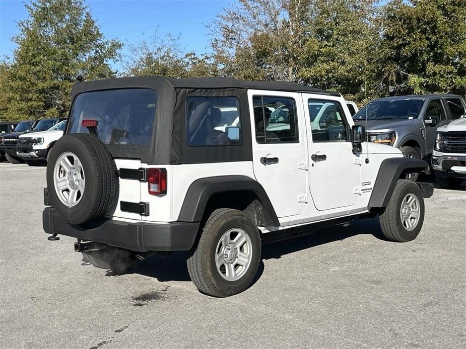 used 2015 Jeep Wrangler Unlimited car, priced at $19,960