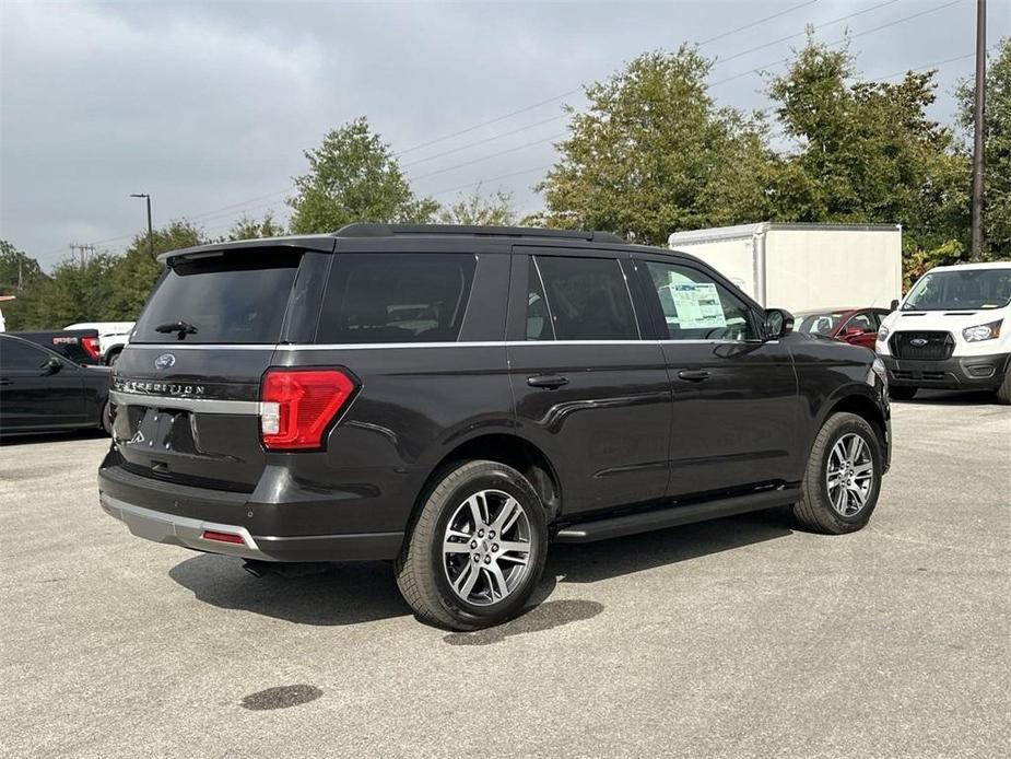 new 2024 Ford Expedition car, priced at $68,824