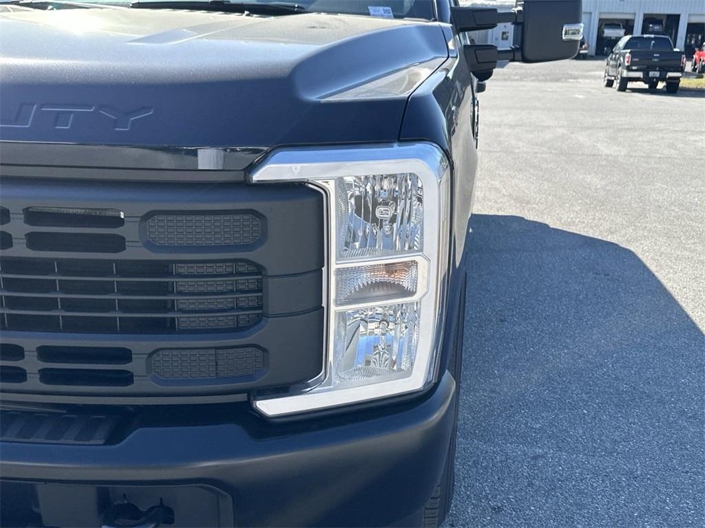 new 2024 Ford F-350 car, priced at $57,973