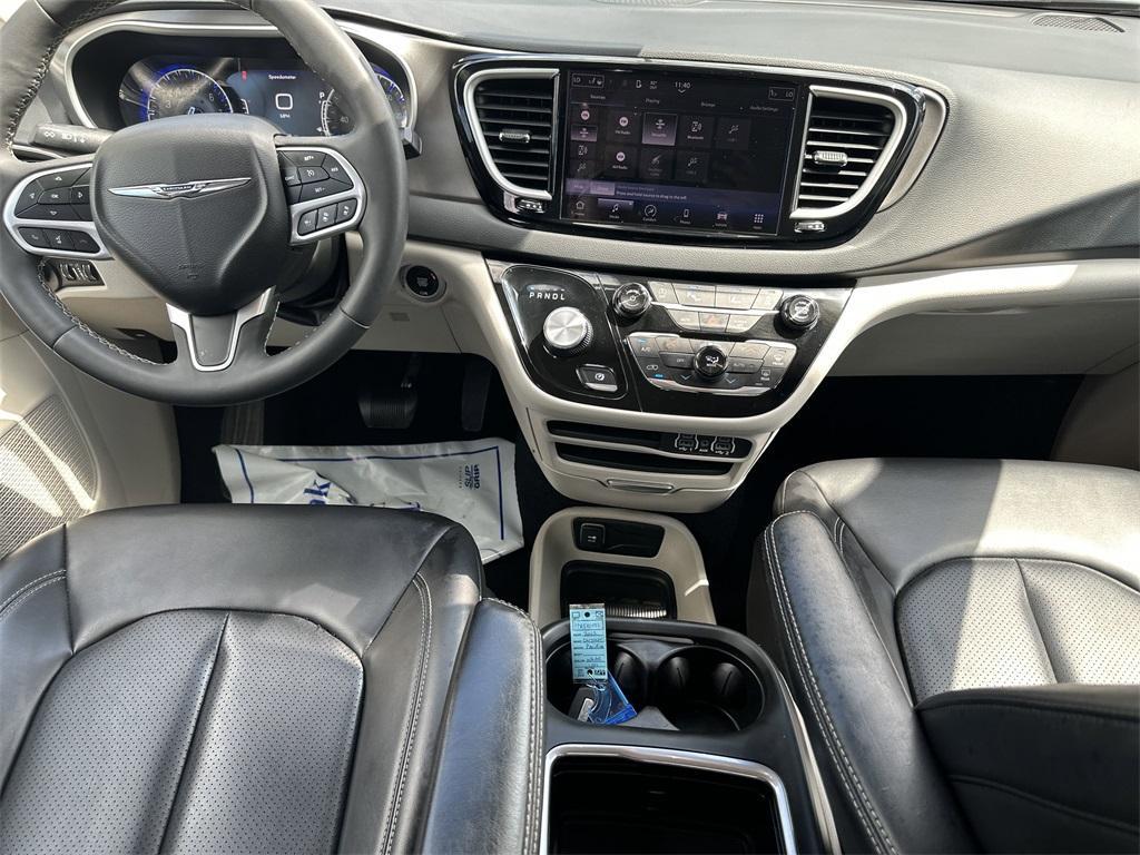used 2023 Chrysler Pacifica car, priced at $25,762