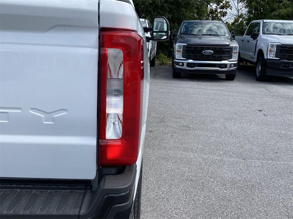 new 2025 Ford F-250 car, priced at $56,290