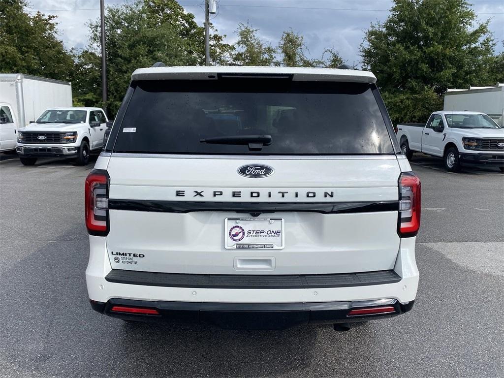 new 2024 Ford Expedition car, priced at $69,304