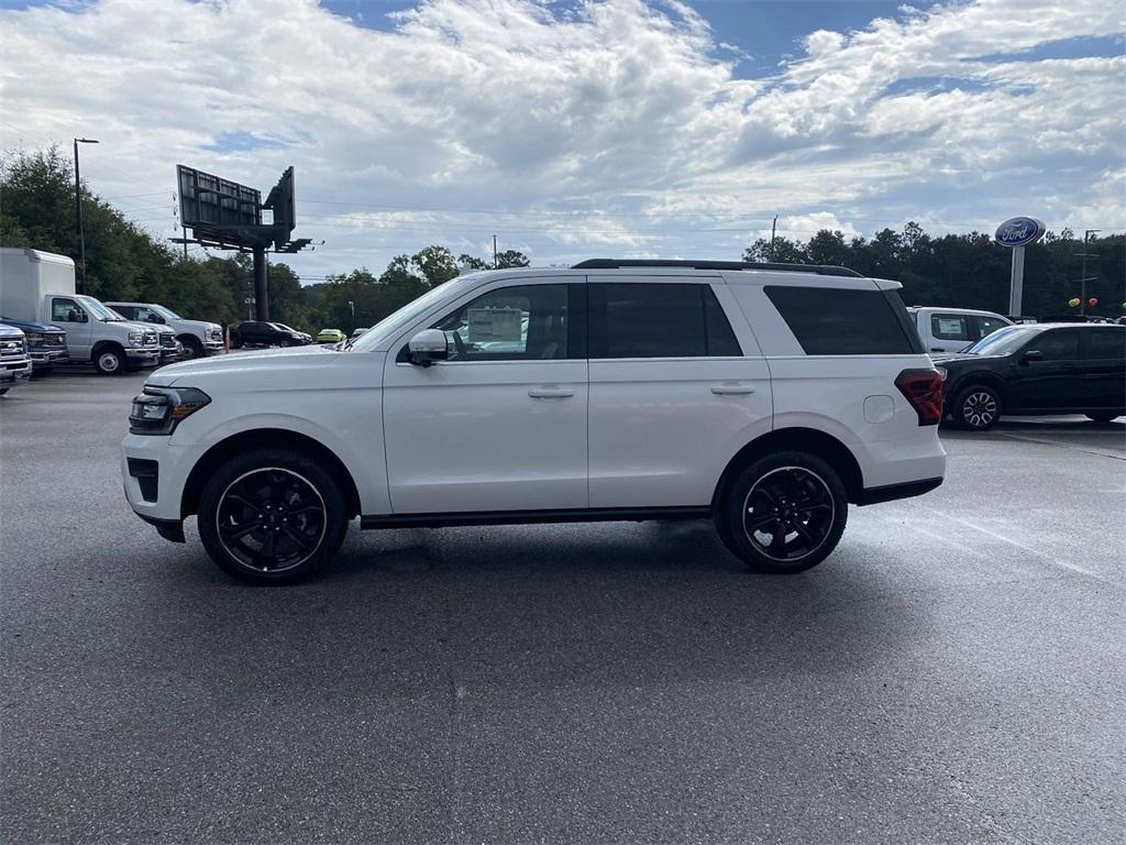 new 2024 Ford Expedition car, priced at $70,304