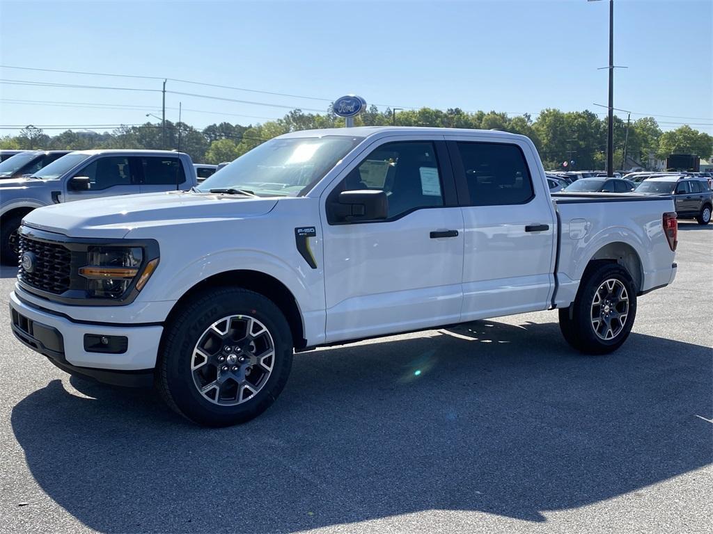 new 2025 Ford F-150 car, priced at $44,353