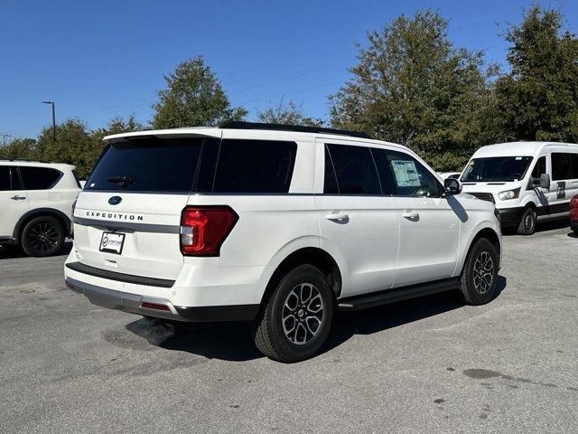 new 2024 Ford Expedition car, priced at $61,180