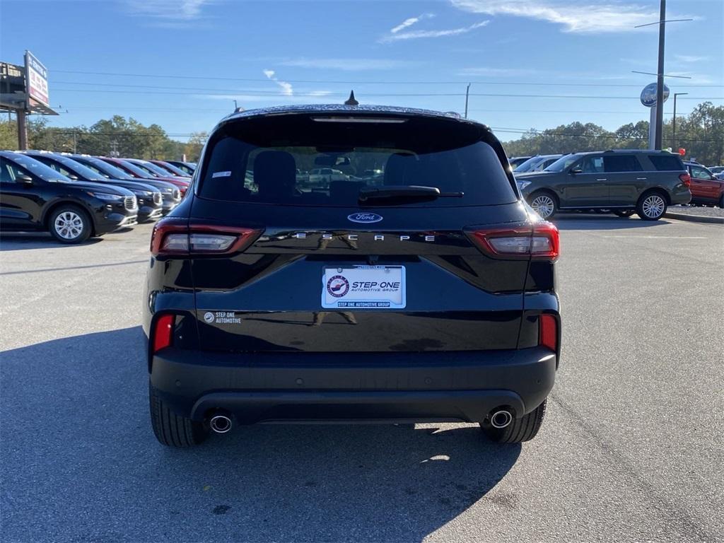 new 2025 Ford Escape car, priced at $30,475