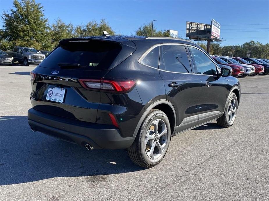 new 2025 Ford Escape car, priced at $31,475