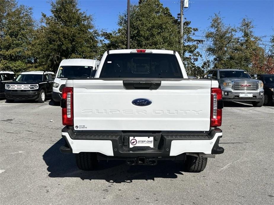 new 2024 Ford F-250 car, priced at $68,306