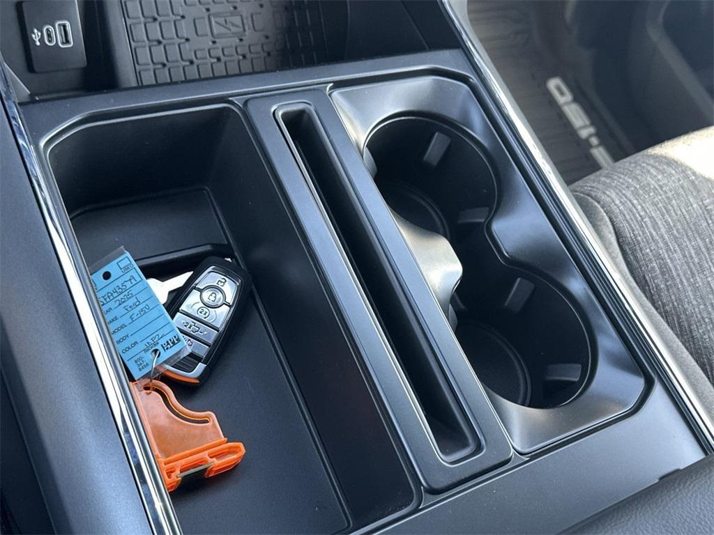 new 2025 Ford F-150 car, priced at $55,404