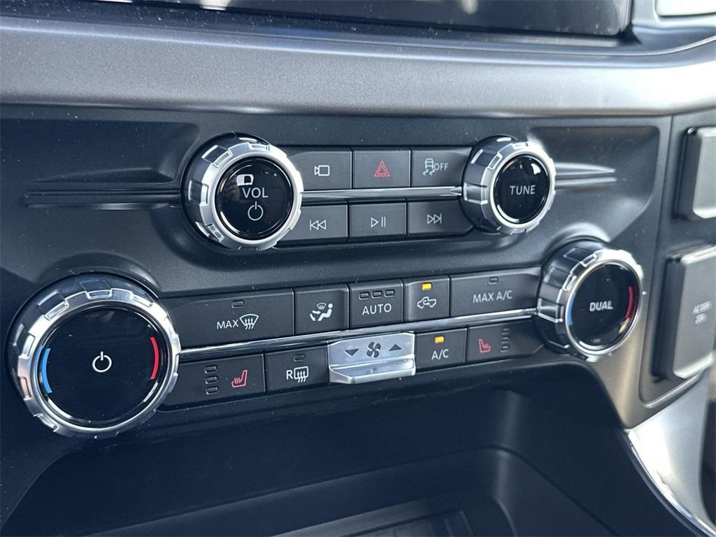 new 2025 Ford F-150 car, priced at $55,404