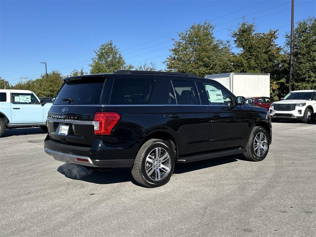 new 2024 Ford Expedition car, priced at $58,944