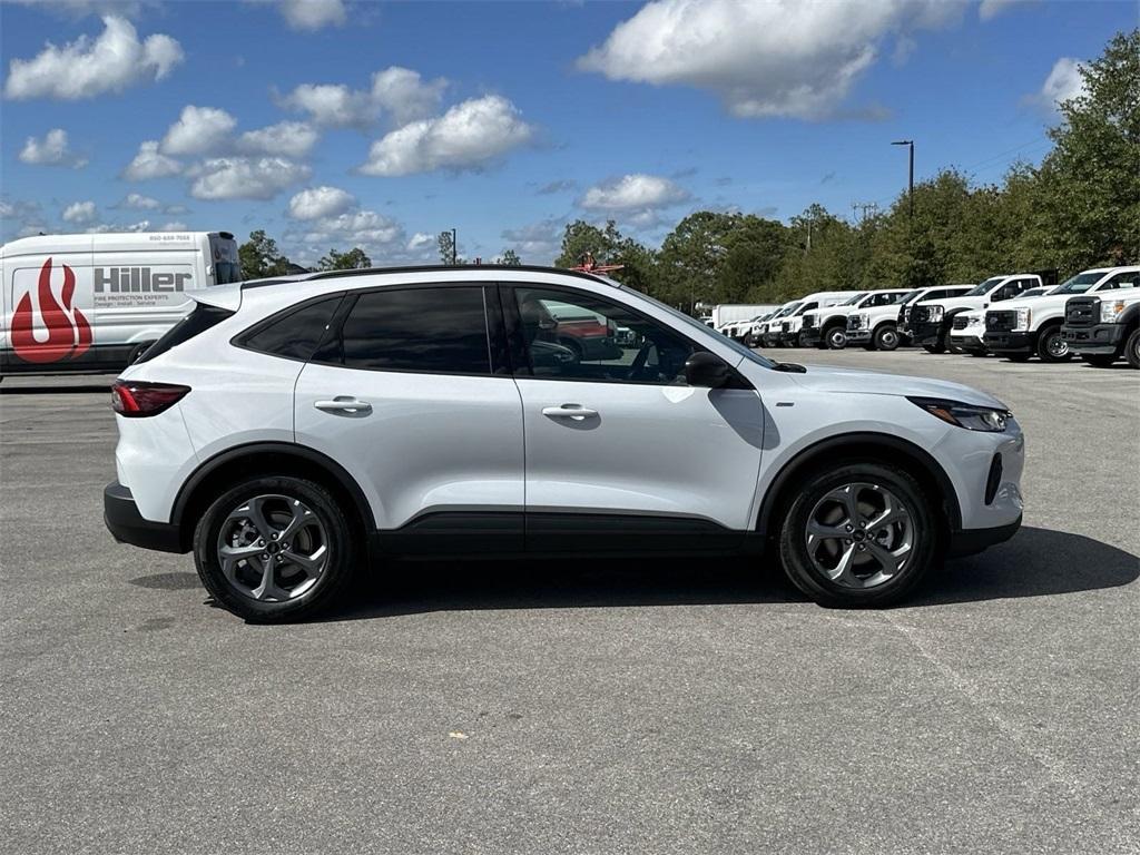 new 2025 Ford Escape car, priced at $30,485