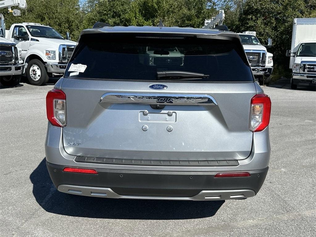 new 2024 Ford Explorer car, priced at $37,406