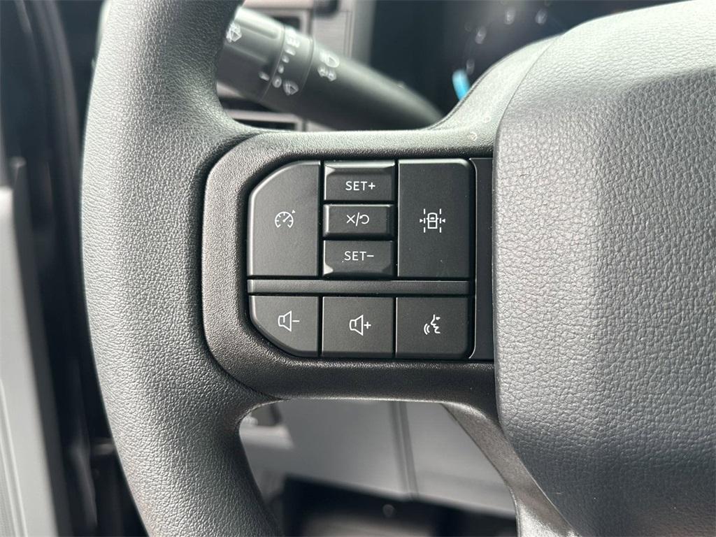 new 2025 Ford F-150 car, priced at $42,561