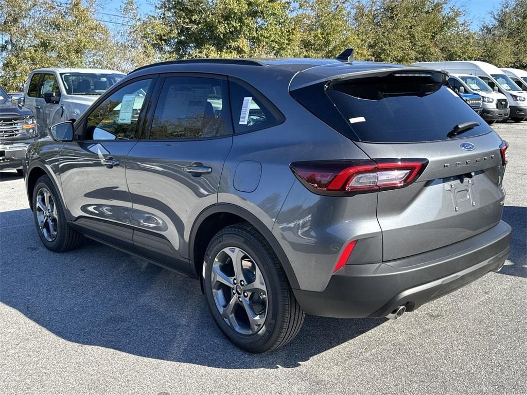 new 2025 Ford Escape car, priced at $31,985