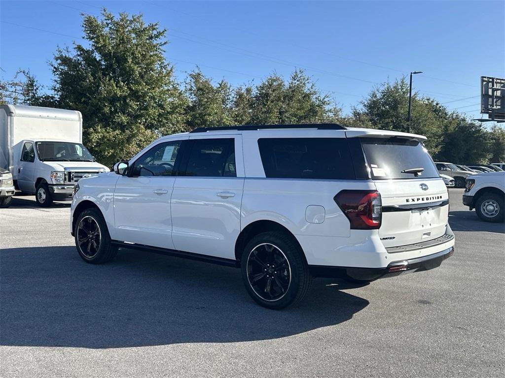 new 2024 Ford Expedition Max car, priced at $69,114