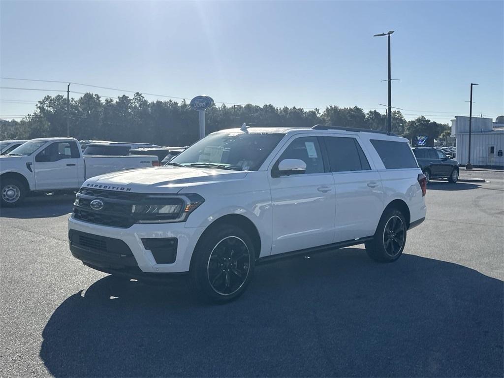 new 2024 Ford Expedition Max car, priced at $69,114