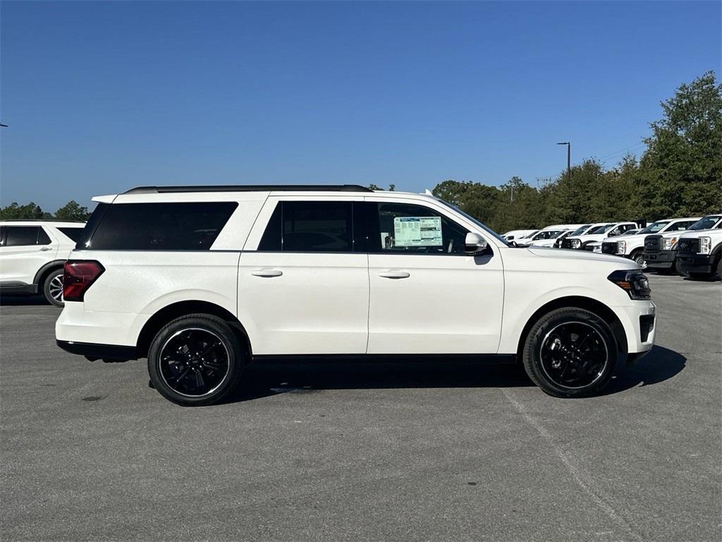 new 2024 Ford Expedition Max car, priced at $70,114